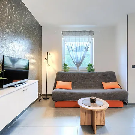 Gordana-3 By Interhome *