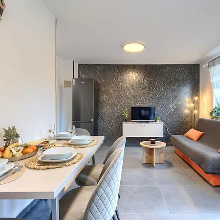Gordana-3 By Interhome Apartmán